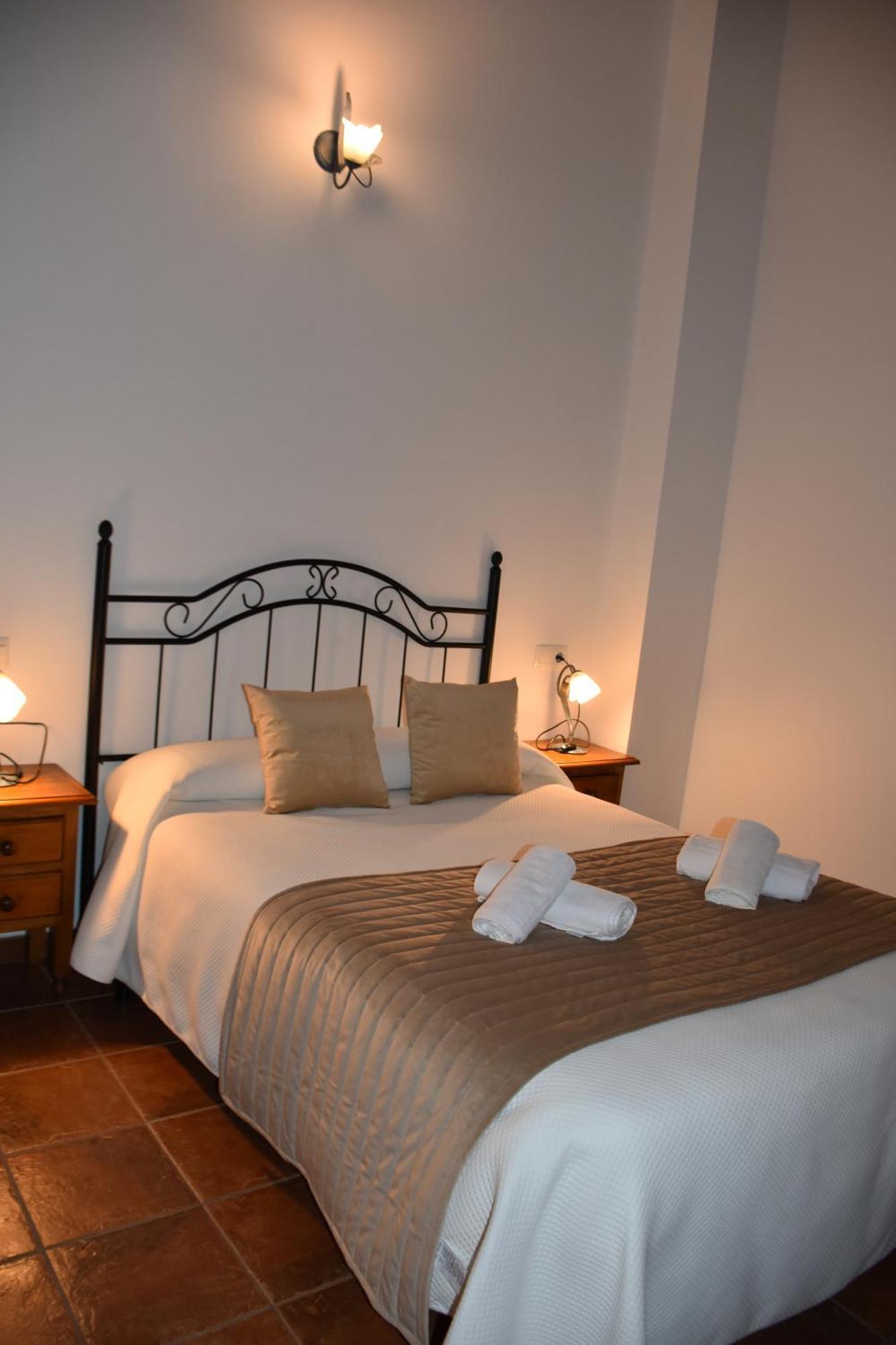 Buenache de Alarcon Casa Rural Del Pantano 4 Estrellas מראה חיצוני תמונה
