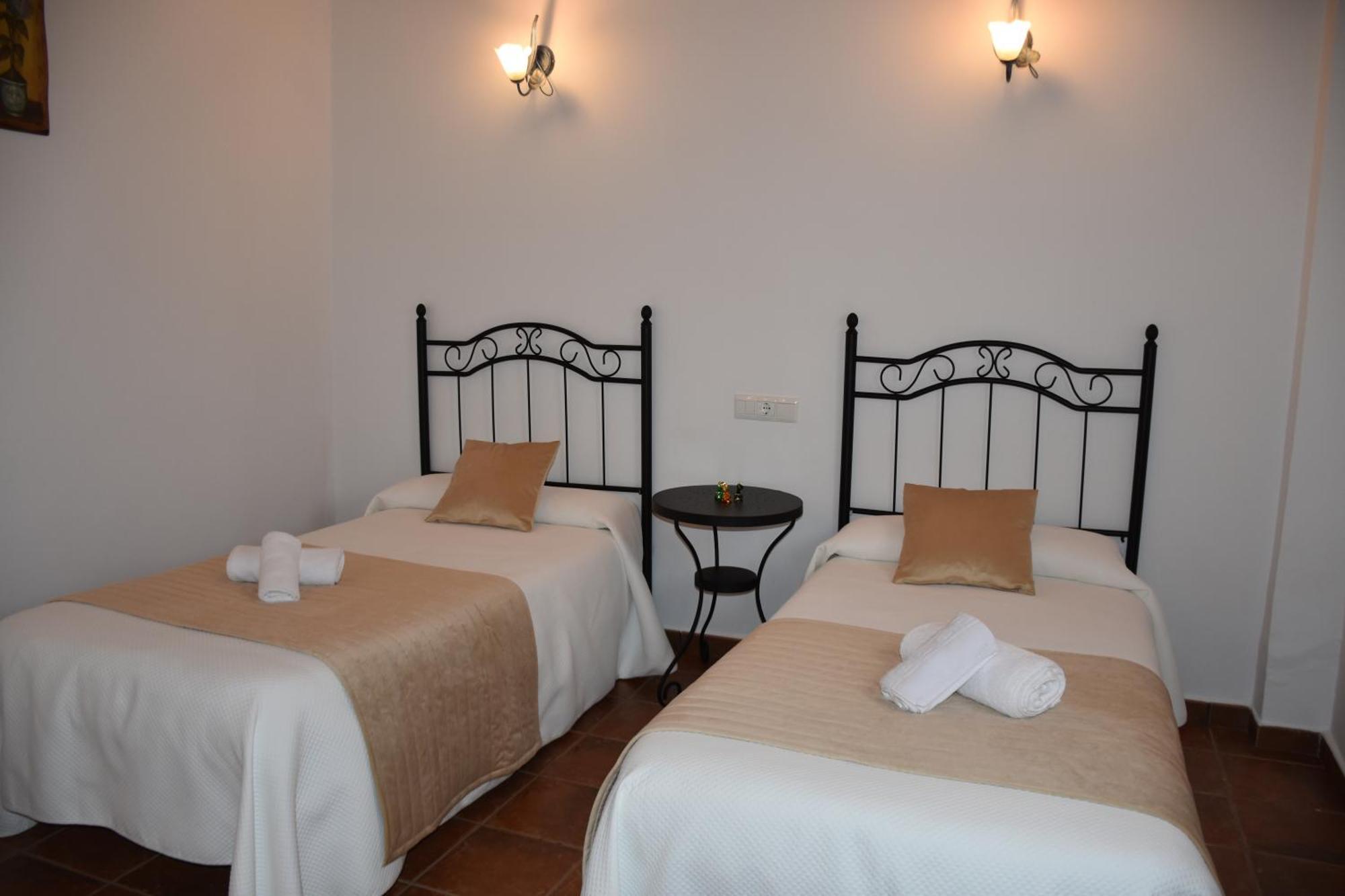 Buenache de Alarcon Casa Rural Del Pantano 4 Estrellas מראה חיצוני תמונה